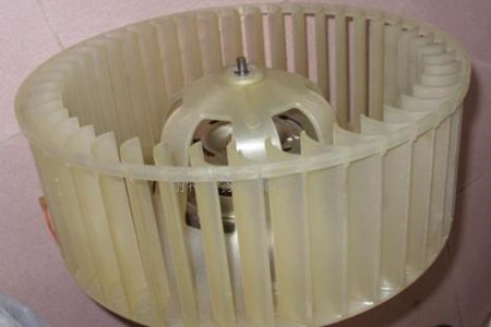 空調風葉固定螺絲松動導致噪音大，這樣維修！